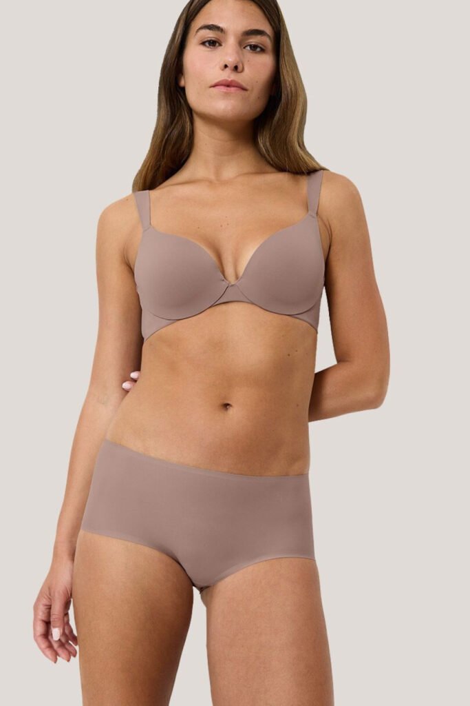 Sutien întărit model 229326 Triumph