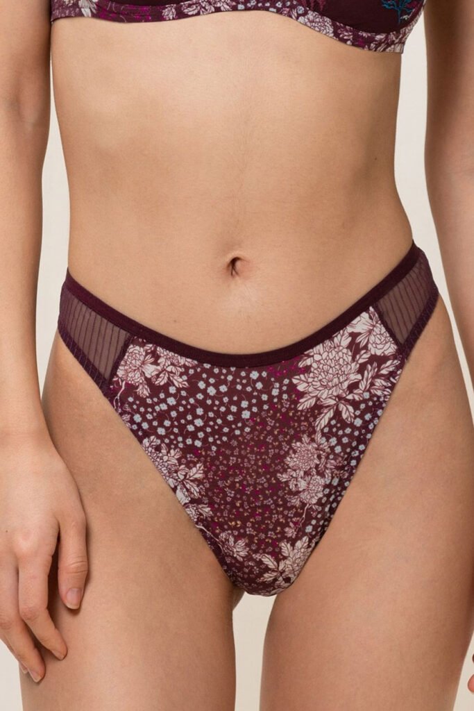 Tanga model 230031 Triumph
